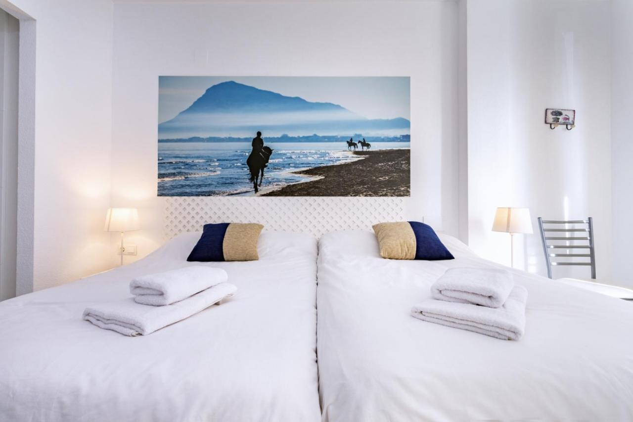 Rentcostadelsol Malagueta Arenal Малага Экстерьер фото