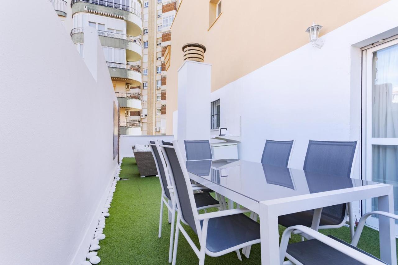 Rentcostadelsol Malagueta Arenal Малага Экстерьер фото