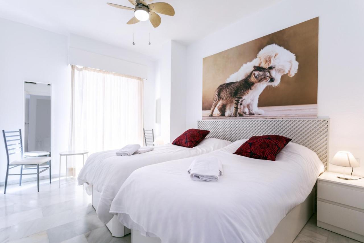Rentcostadelsol Malagueta Arenal Малага Экстерьер фото