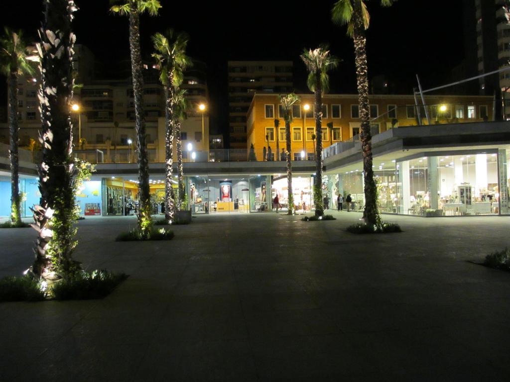 Rentcostadelsol Malagueta Arenal Малага Экстерьер фото