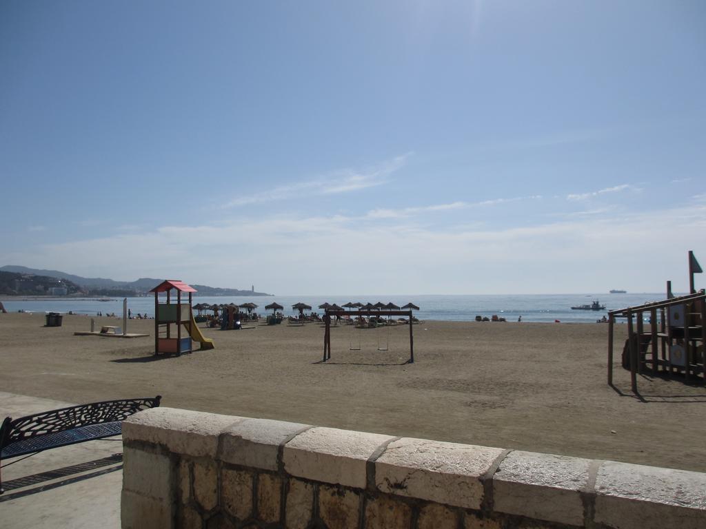 Rentcostadelsol Malagueta Arenal Малага Экстерьер фото